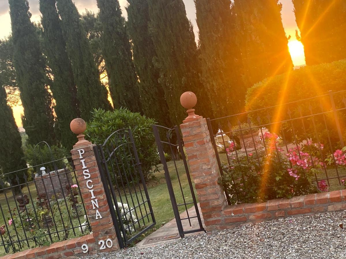 Agriturismo Palazzo Val Del Sasso Villastrada  Luaran gambar