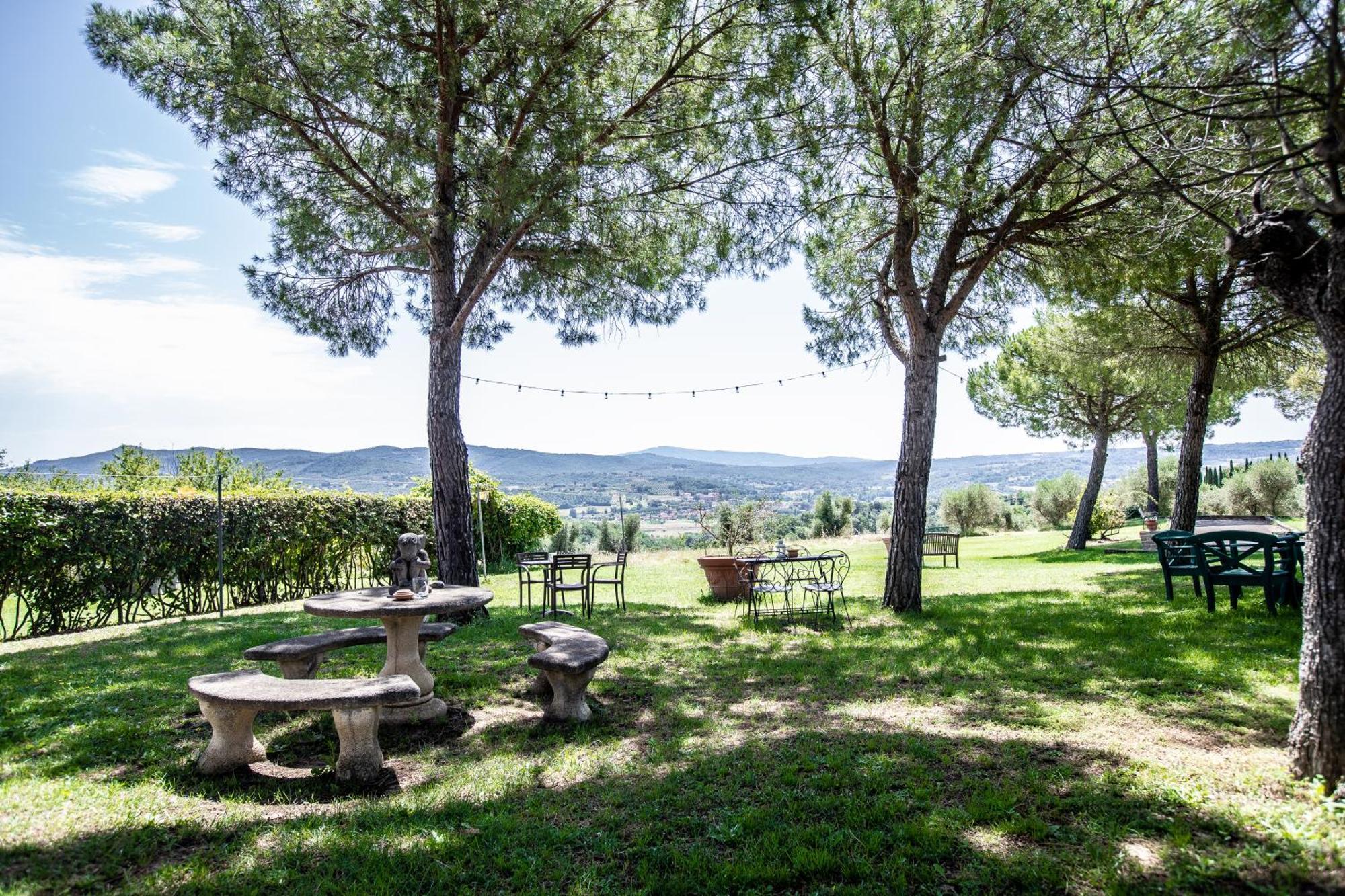 Agriturismo Palazzo Val Del Sasso Villastrada  Luaran gambar