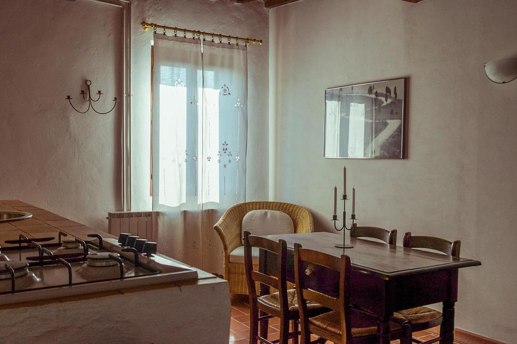 Agriturismo Palazzo Val Del Sasso Villastrada  Luaran gambar
